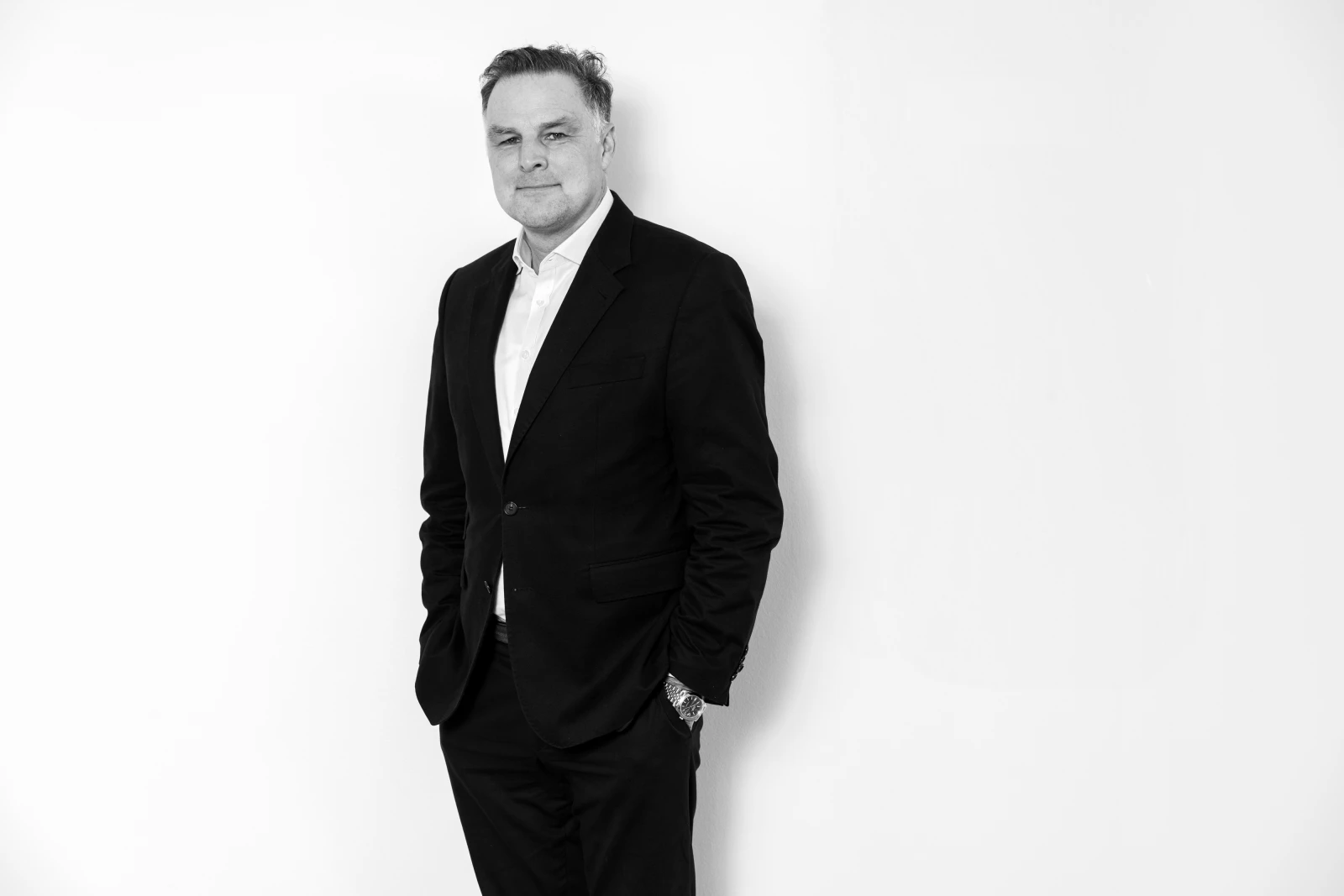 Simon Buck